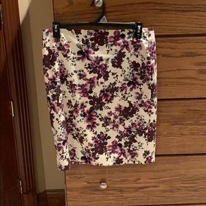 Ann Taylor factory flower pencil skirt
